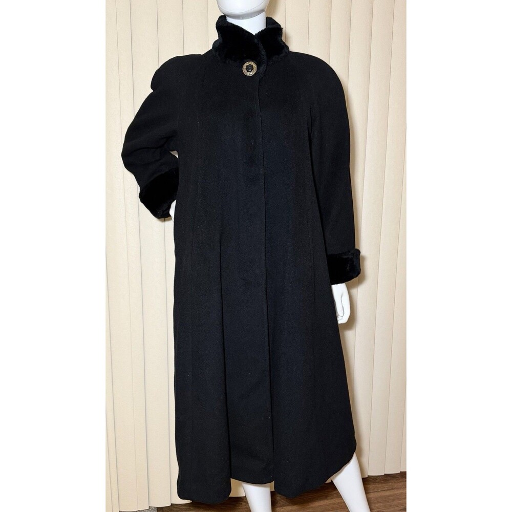 Vintage Leslie Fay Petites Black Wool Swing Coat Faux Fur Brooch Size 10